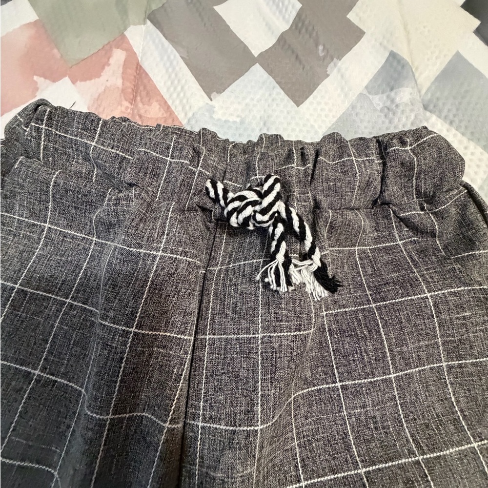Gray Plaid Drawstring Pants - Picture 3 of 6